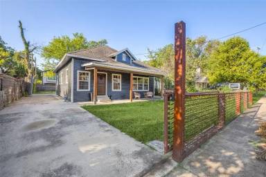 Main picture of 728 Melba St