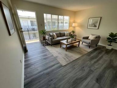 Main picture of 365 W Doran St Apartments