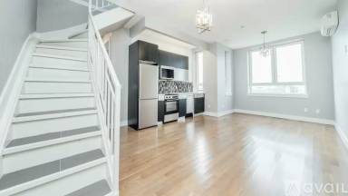 Main picture of 253 Evergreen Ave