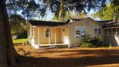 Main picture of 38 E Talley Ave