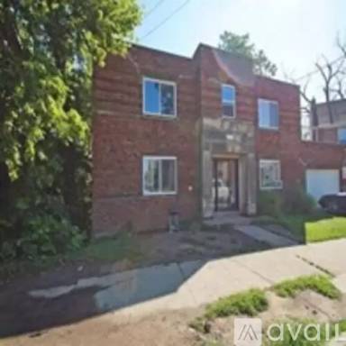 Main picture of 2332 Harrison Ave