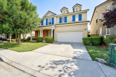 Main picture of 28389 Bruning St