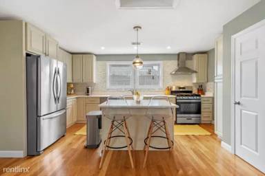 Main picture of 36 Ambrose St