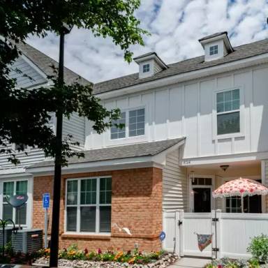 Main picture of 4164 Mariners Point Rd