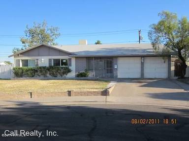 Main picture of 1825 W Mountain View Cir