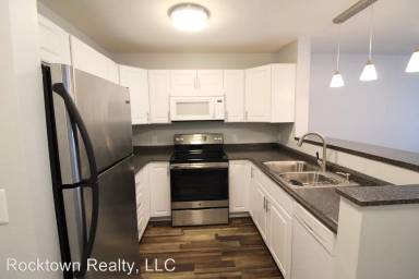 Main picture of Hunters Ridge Condominiums