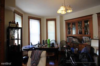 Main picture of 1356 W Barry Ave
