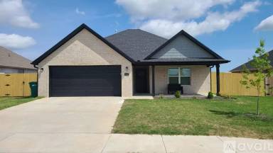 Main picture of 858 Hickory Meadows Ave