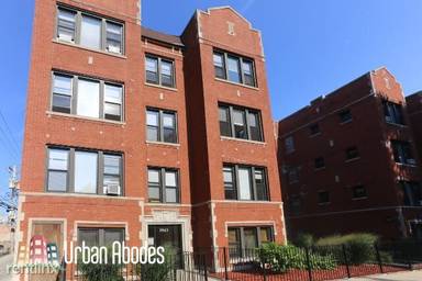Main picture of 3943 N Janssen Ave