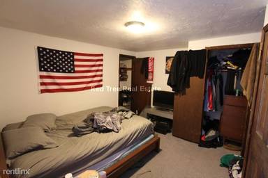Main picture of 12 Shepard St