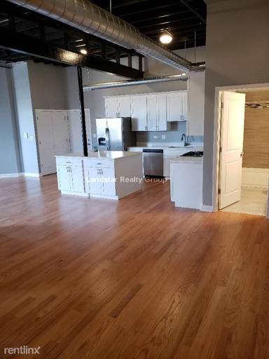 Main picture of 317 Howard St