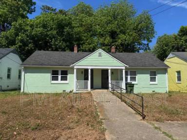 Main picture of 147 Lawton St SW