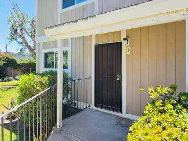 Main picture of 1980 Anaheim Ave