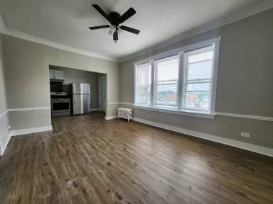 Main picture of 2730-34 E 79th St & 7848-50 S Burnham Ave