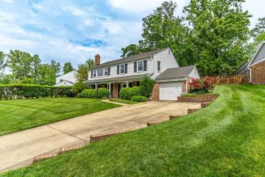 Main picture of 8307 Carrleigh Pkwy