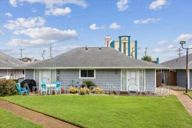 Main picture of 5608 Atlantic Ave