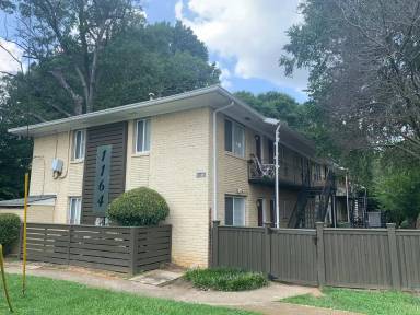 Main picture of 1164 Alta Ave NE