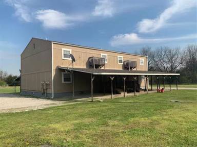Main picture of 946 N Ross Ave