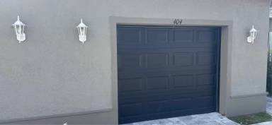 Main picture of 404 NE 24th Pl