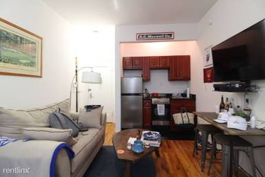 Main picture of 303 W 11th St