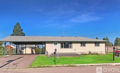 Main picture of 580 6th Avenue East N