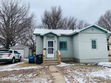 Main picture of 1207 W 3rd Ave