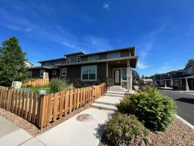 Main picture of 2755 SW Greens Blvd