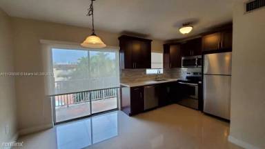 Main picture of Dadeland Park Condo