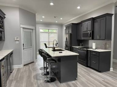 Main picture of 13 Cottage Park