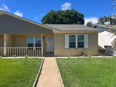 Main picture of 3238 Santa Rosa Dr