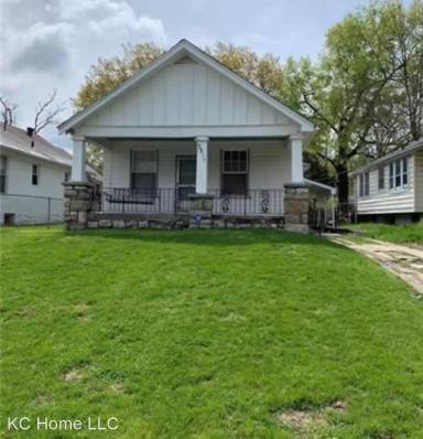 Main picture of 5511 E 24th St