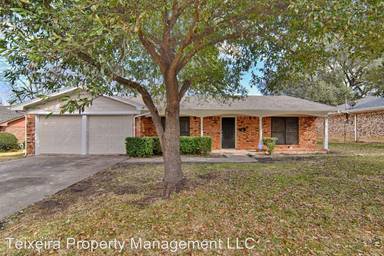 Main picture of 5655 Odessa Ave