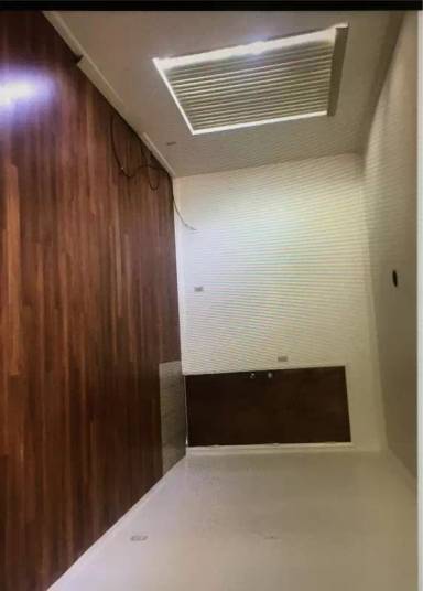 Main picture of 2113 Hartnell St