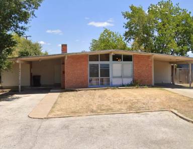 Main picture of 3419 Holick Ln