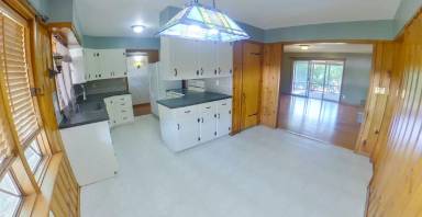Main picture of 711 Canfield Dr