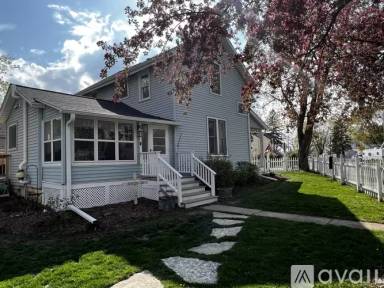 Main picture of 359 N Oakwood Ave