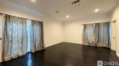 Main picture of 4703 Columbus Ave