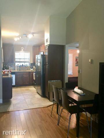 Main picture of 321 Olivewood Pl