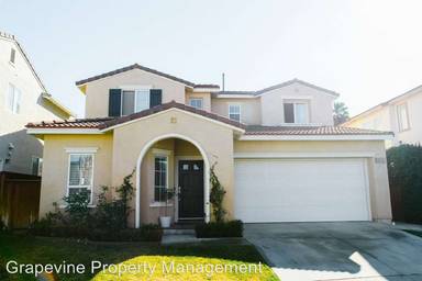 Main picture of 32565 Sunnyvail Cir