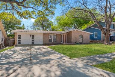 Main picture of 3626 Mapleton St