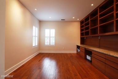 Main picture of 128 Dornoch Ct