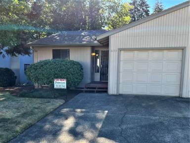 Main picture of 6145 Woodside Dr SE