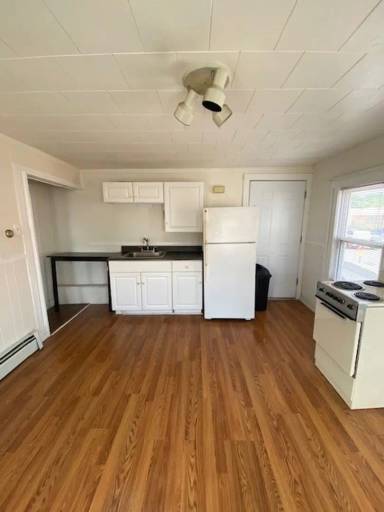Main picture of 20 Bacon St
