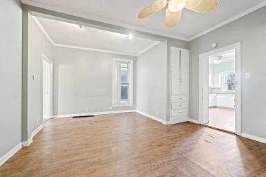 Main picture of 1314 W Washington Blvd