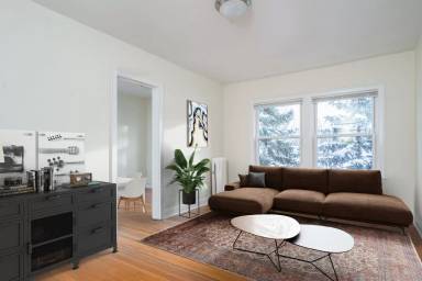 Main picture of 3527-29 Pillsbury Ave