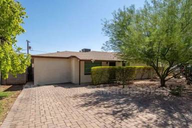 Main picture of 1309 E Orange St