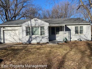 Main picture of 4708 SW 18th Ter