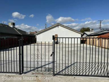 Main picture of 916 McNew Ct