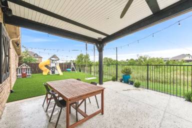 Main picture of 2605 White Cliff Ct