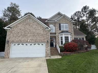 Main picture of 12 Monteith Ct